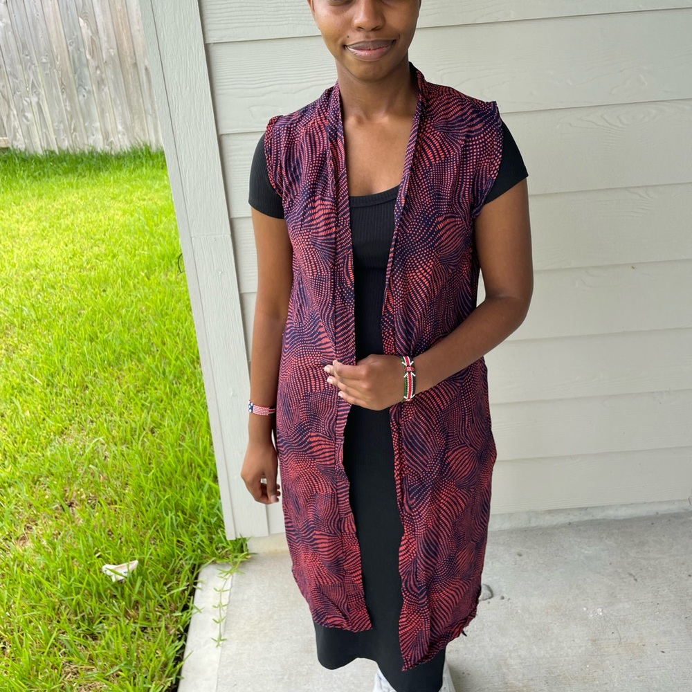 Short sleeve over dress vest